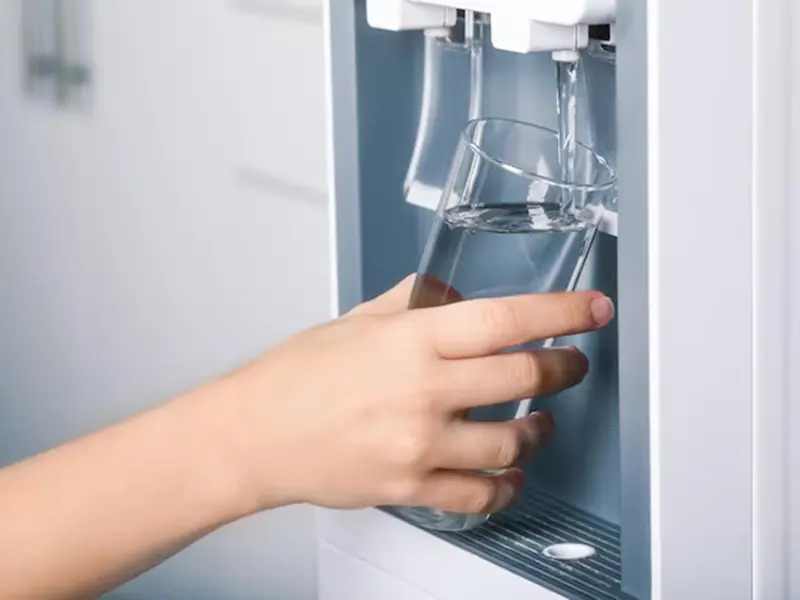 Conventional single-layer POU water dispenser condenser (4)